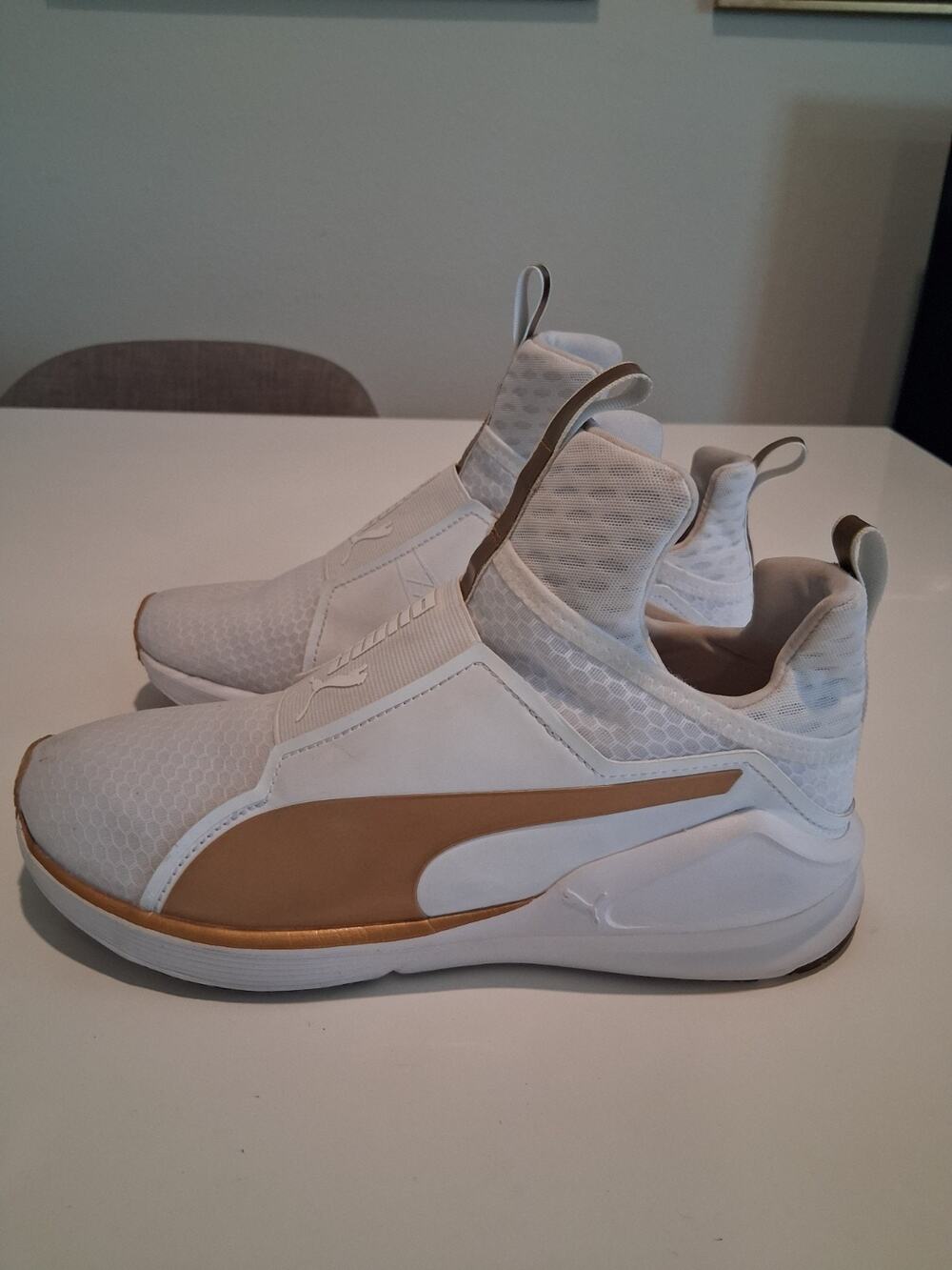 PUMA Fierce Gold White Metallic Gold Womens Size 7.5 Slip On Sneaker 189192-01
